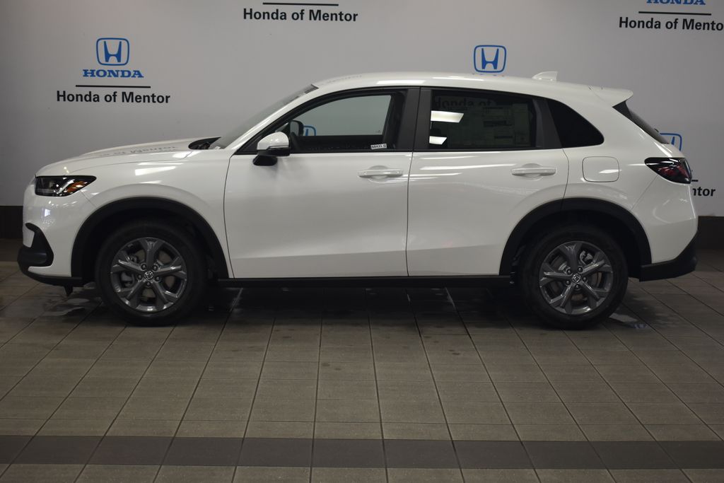 2026 Honda HR-V LX photo 3