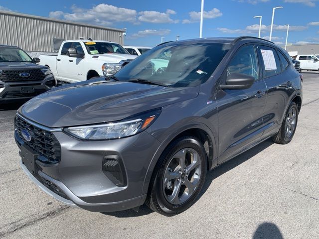 2024 Ford Escape ST-Line photo 3
