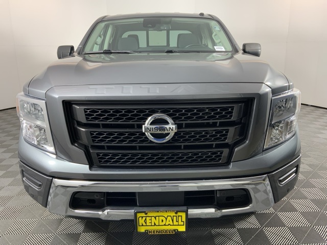 2021 Nissan Titan SV photo 2