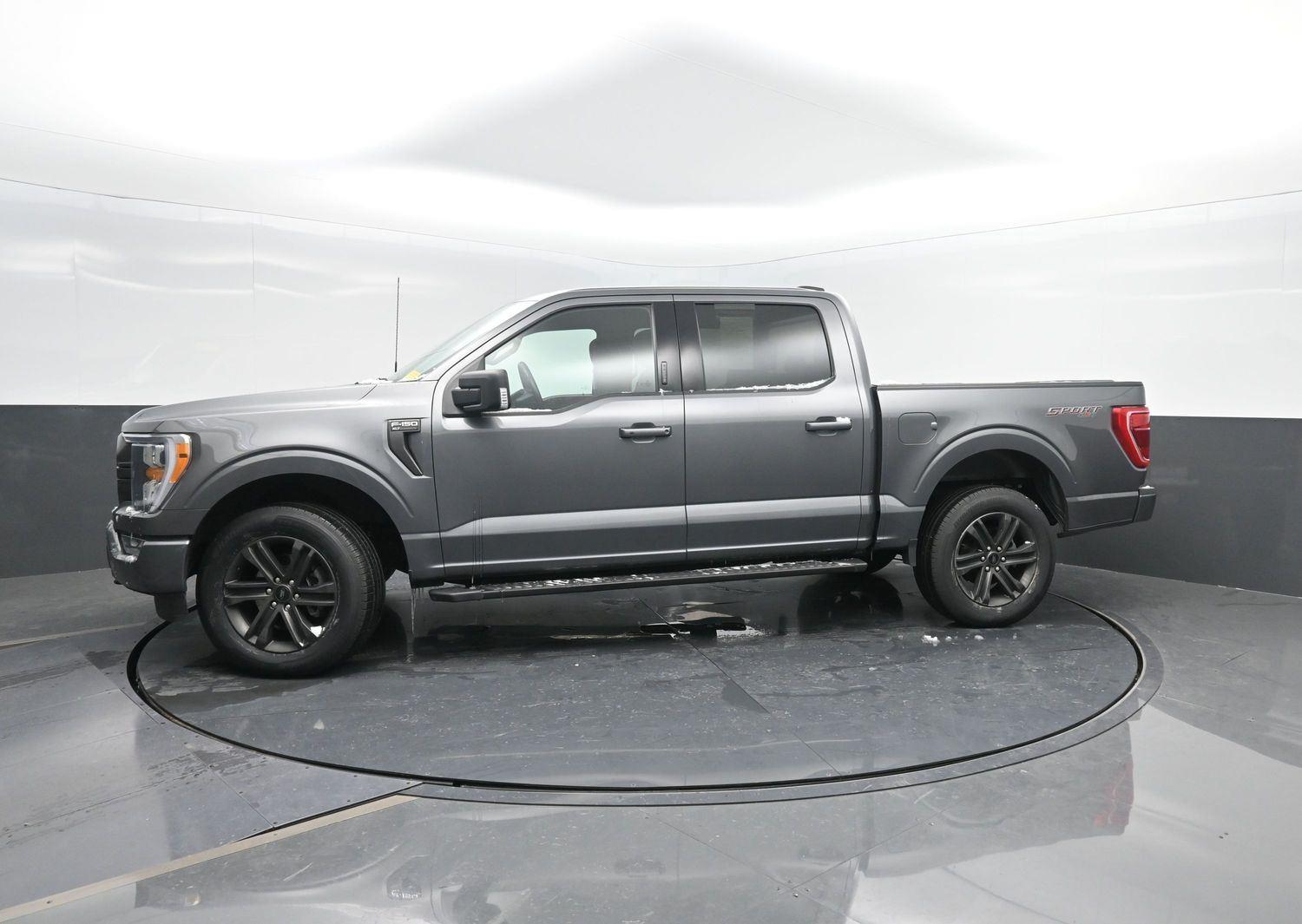 2022 Ford F-150 XLT's photo