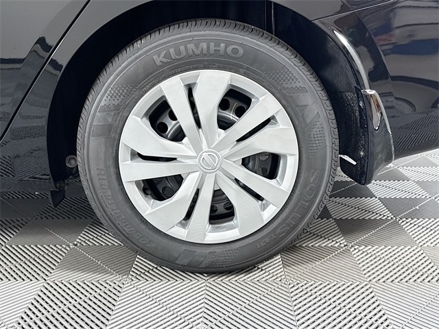 2025 Nissan Versa S photo 2