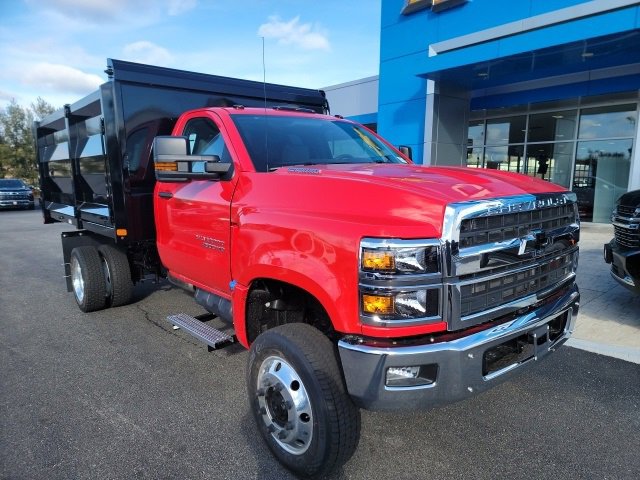2024 Chevrolet Silverado 4500 Medium Duty Chassis Cab Work Truck's photo
