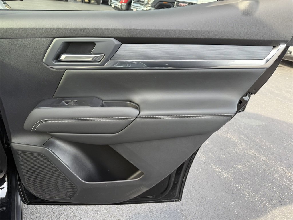 2026 GMC TERRAIN - Image 35