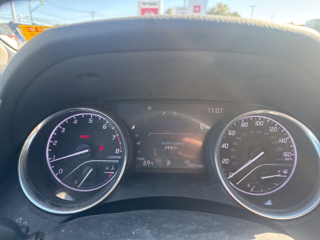 2020 Toyota Camry LE photo 6