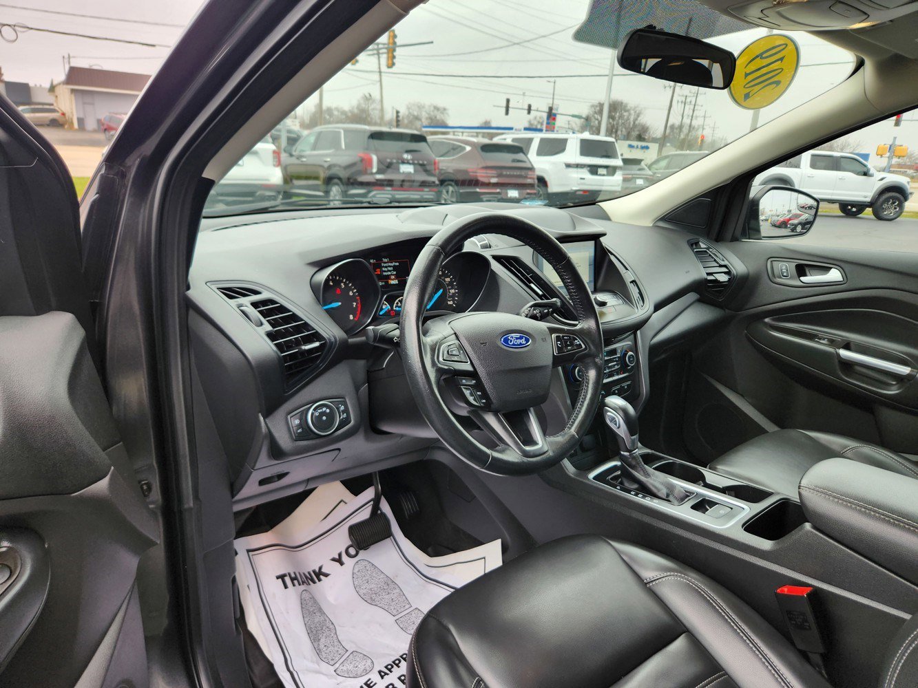 2019 Ford Escape SEL photo 2