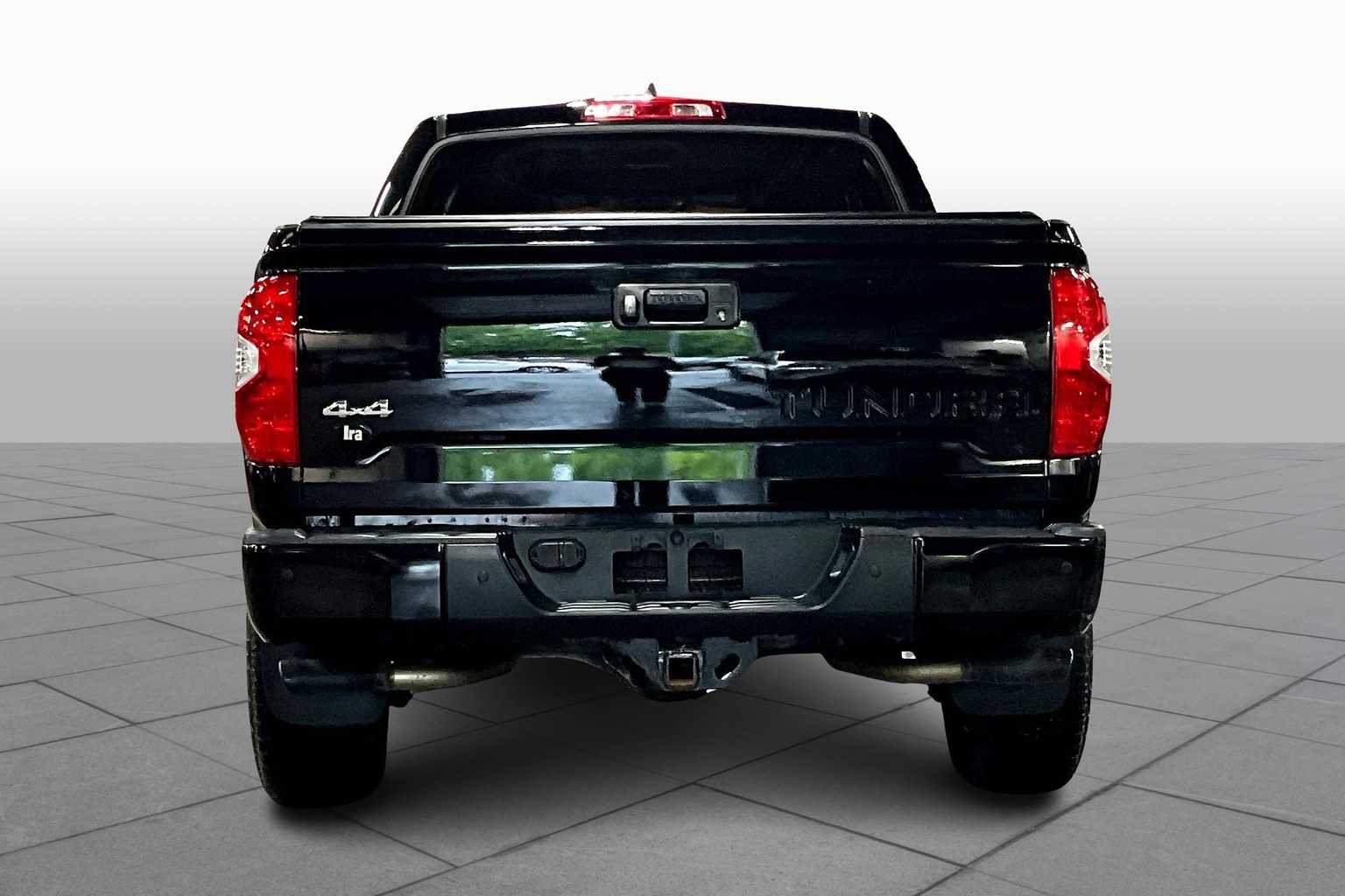 2021 Toyota Tundra Platinum CrewMax photo 4