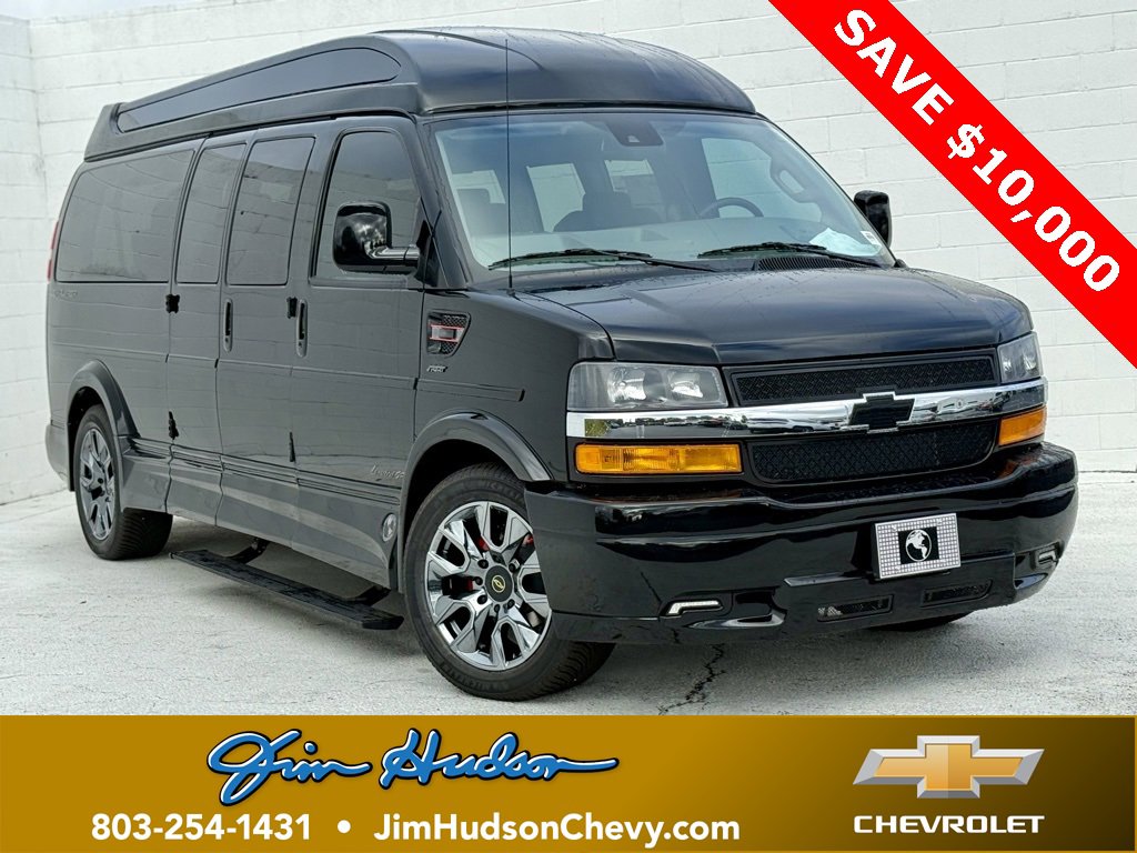 2025 Chevrolet Express Cargo Work Van's photo