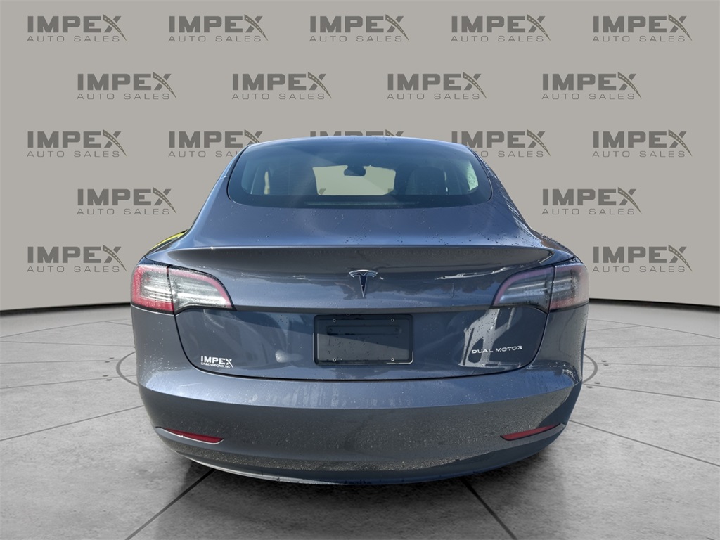 2023 Tesla Model 3 Long Range photo 4