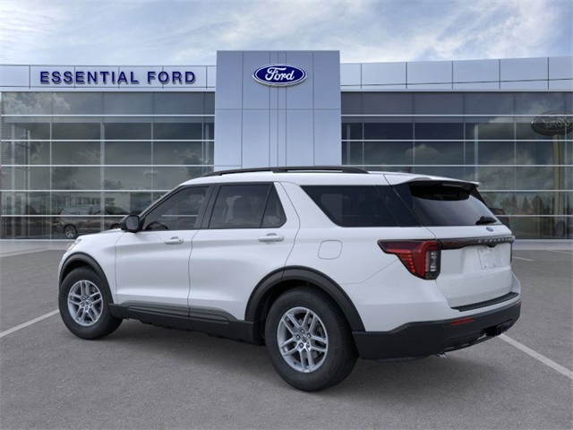 2026 Ford Explorer photo 2
