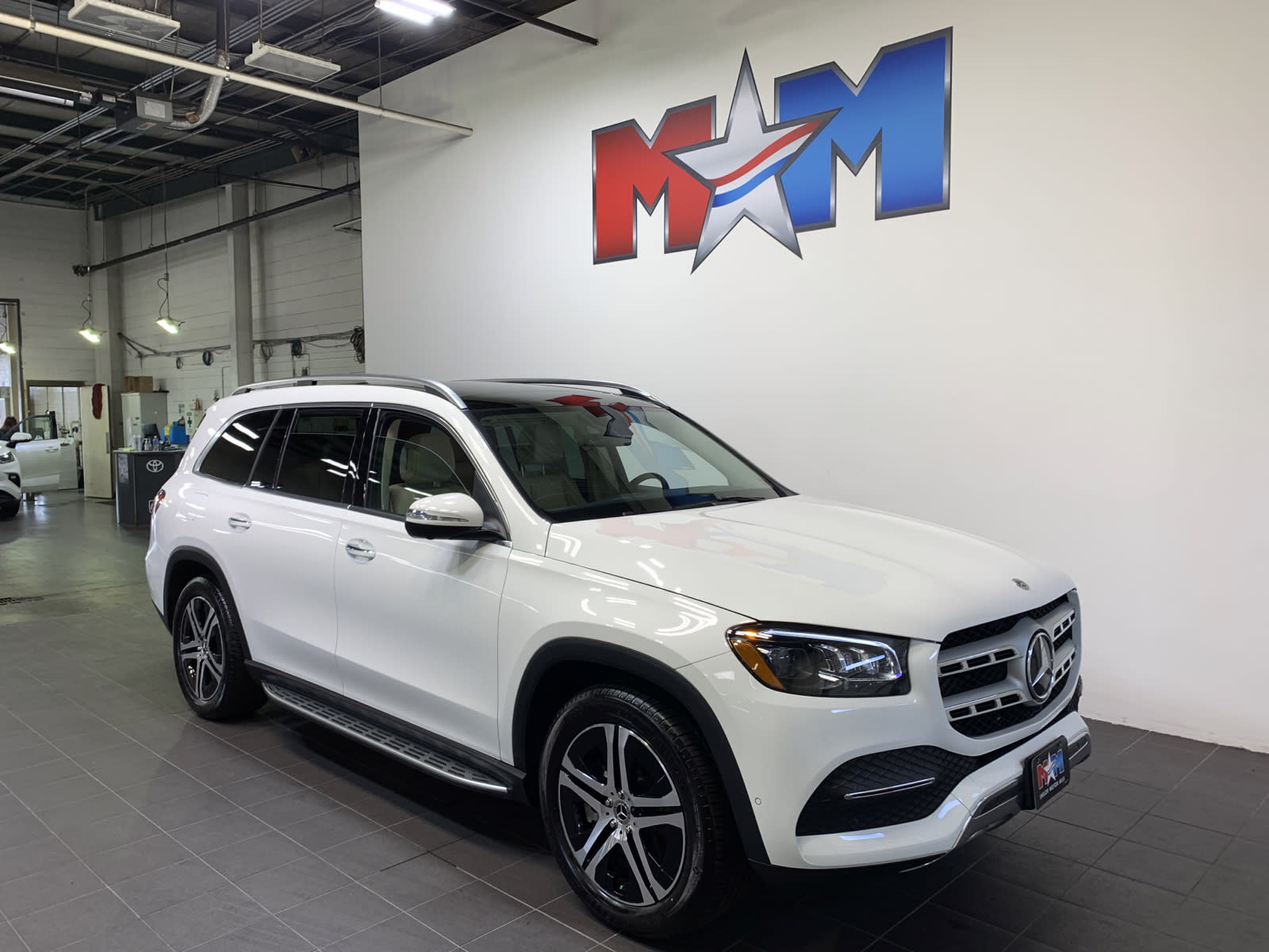 Shelor Motor Mile Auto Dealership & Service Repair, Christiansburg, VA