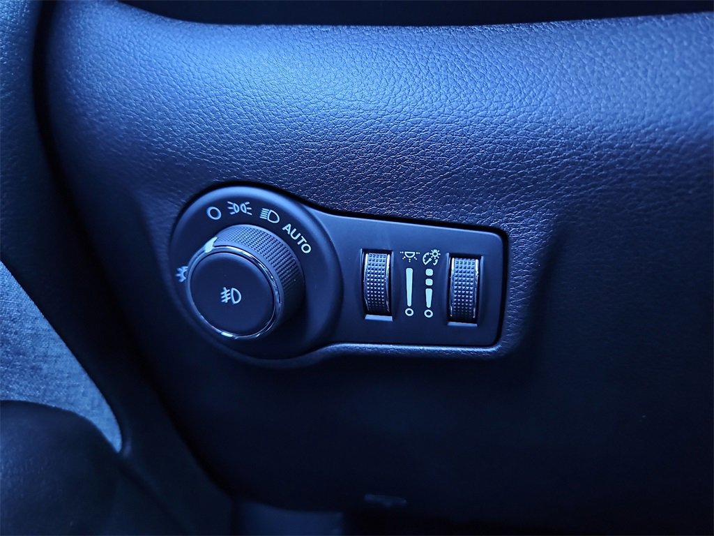 2025 Jeep Compass Latitude photo 13