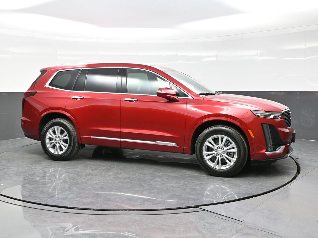 2025 Cadillac XT6 Luxury photo 7