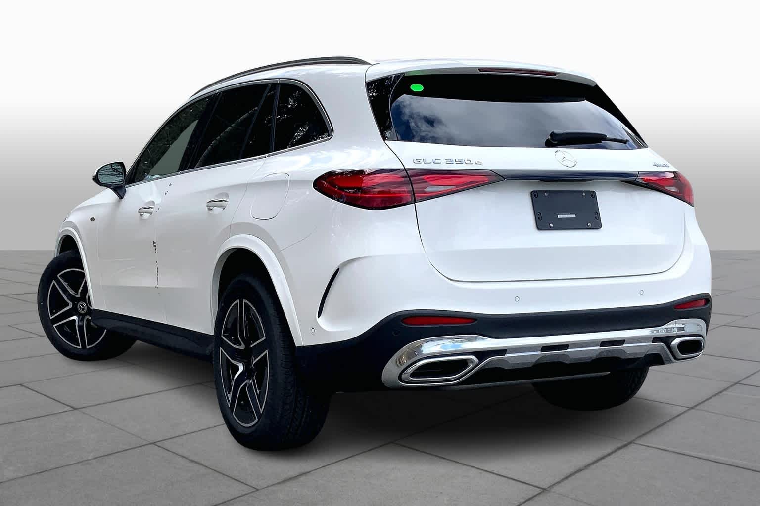 2025 Mercedes Benz GLC 350e 4MATIC photo 4