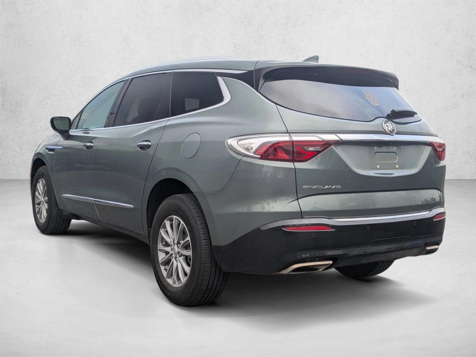 2023 Buick Enclave Essence photo 3
