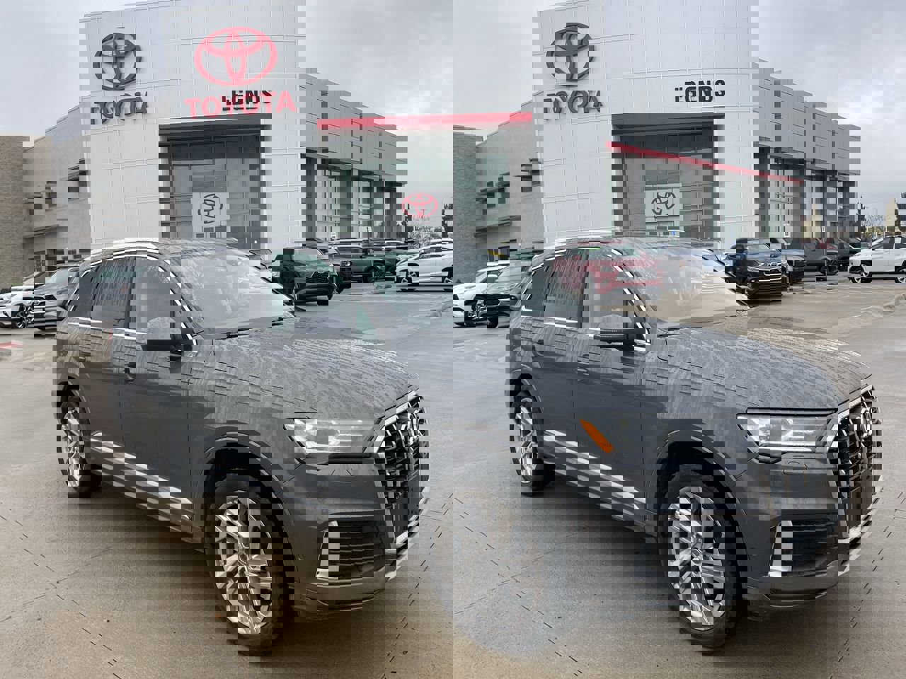 2020 Audi Q7 Premium Plus's photo