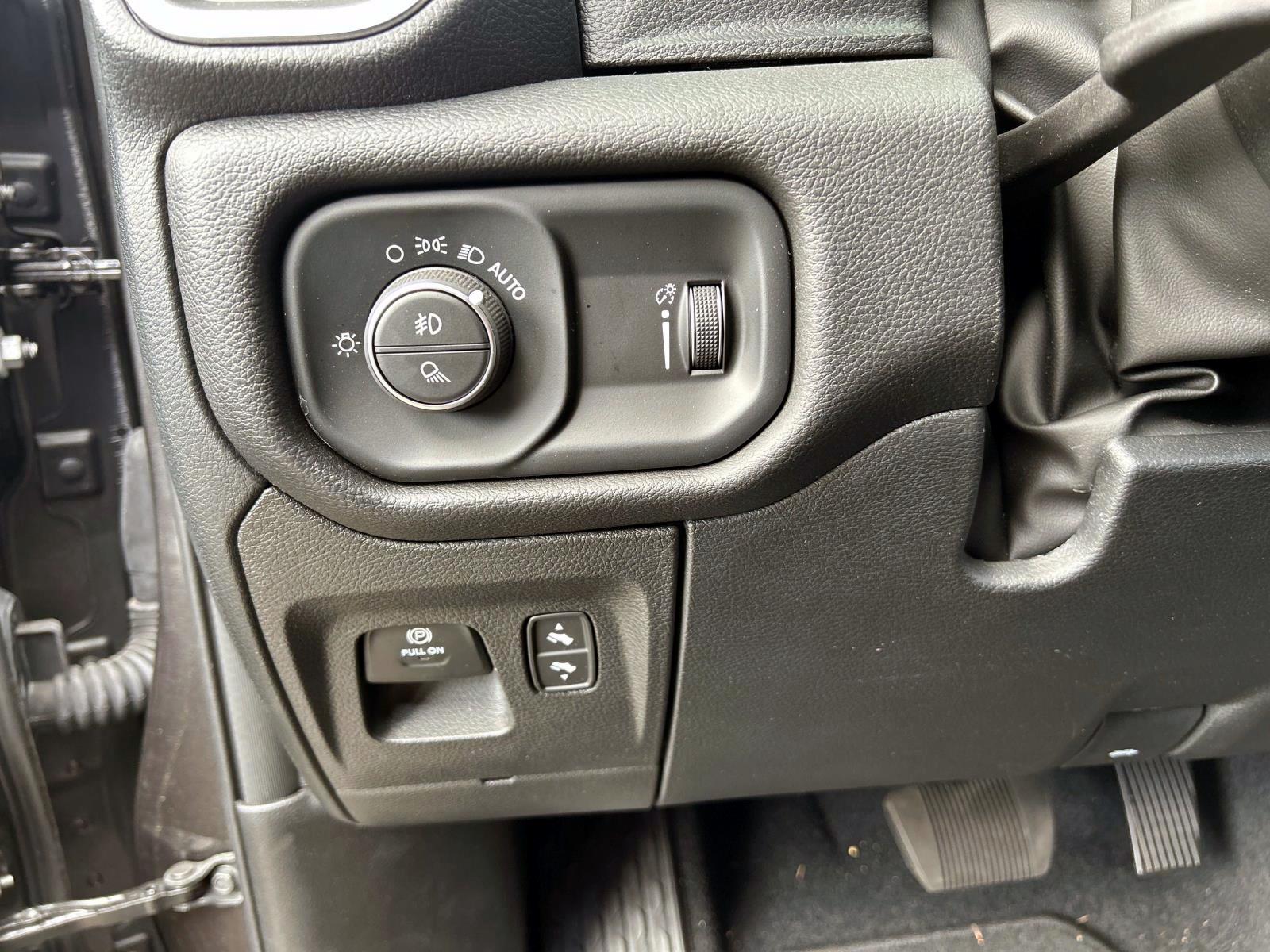 2025 Ram 1500 Big Horn photo 13
