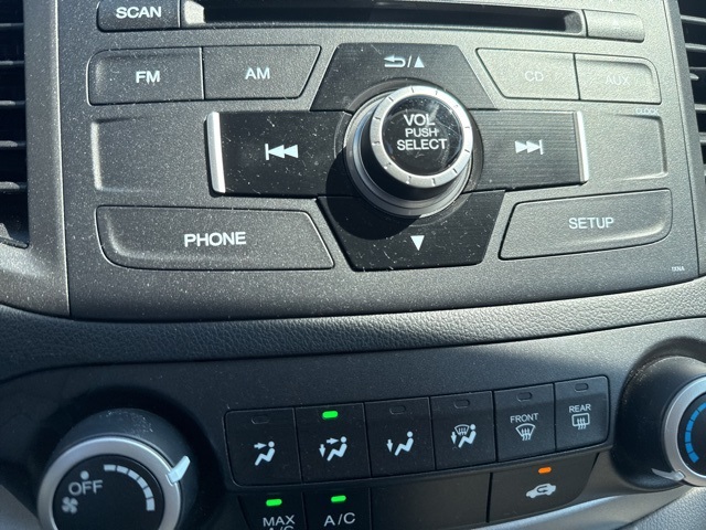 2014 Honda CR-V LX photo 26