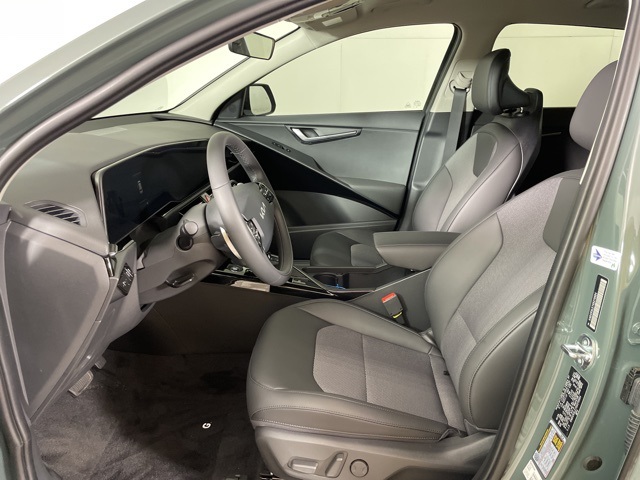 2025 Kia Niro EX Touring photo 16