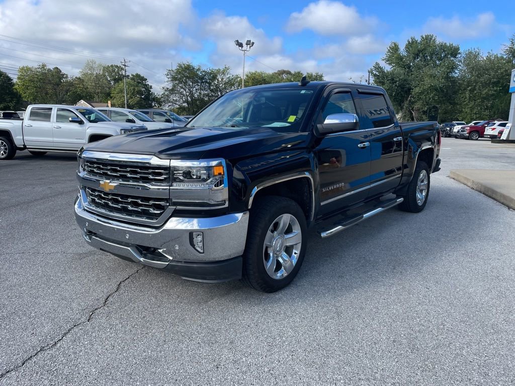 2017 Chevrolet Silverado 1500 LTZ photo 4