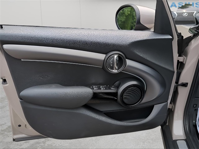 2024 Mini Cooper Hardtop S photo 13