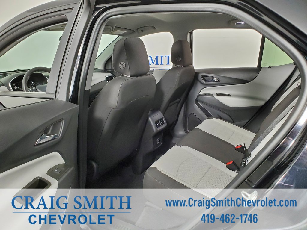 2023 Chevrolet Equinox LS photo 11