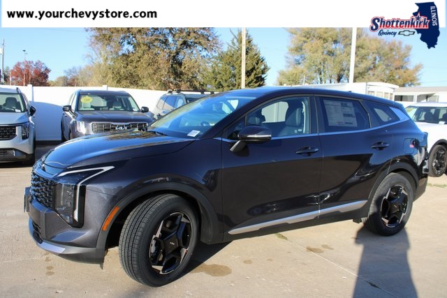 2026 Kia Sportage EX photo 2