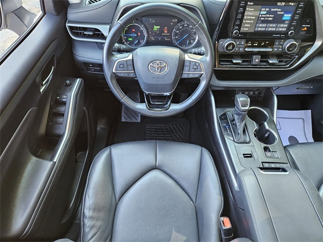 2021 Toyota Highlander Hybrid XLE photo 10