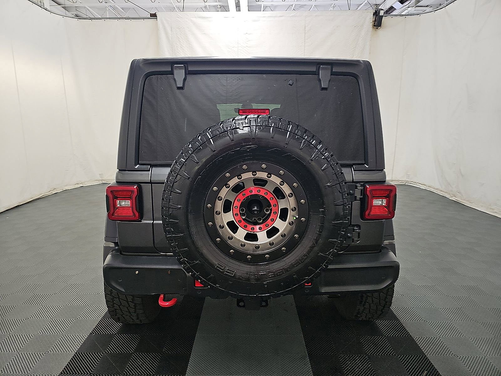 2018 Jeep Wrangler Unlimited Rubicon photo 5