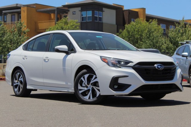 2025 Subaru Legacy Premium