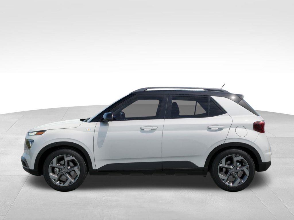 2025 Hyundai Venue Limited photo 3