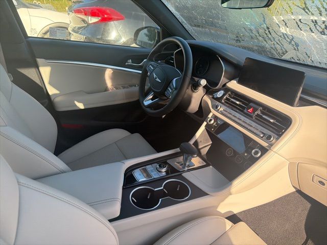 2025 Genesis G70 2.5T photo 14