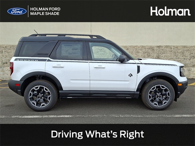 2025 Ford Bronco Sport Outer Banks's photo