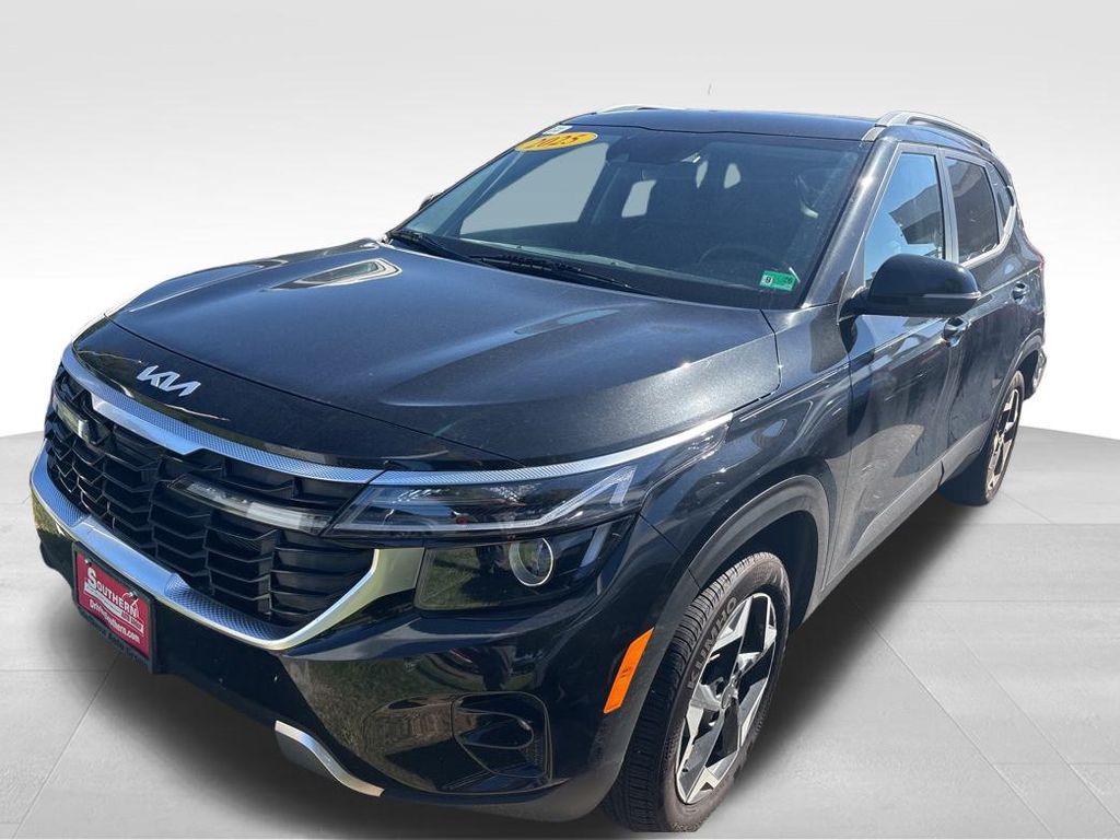 2025 Kia Seltos S photo 4
