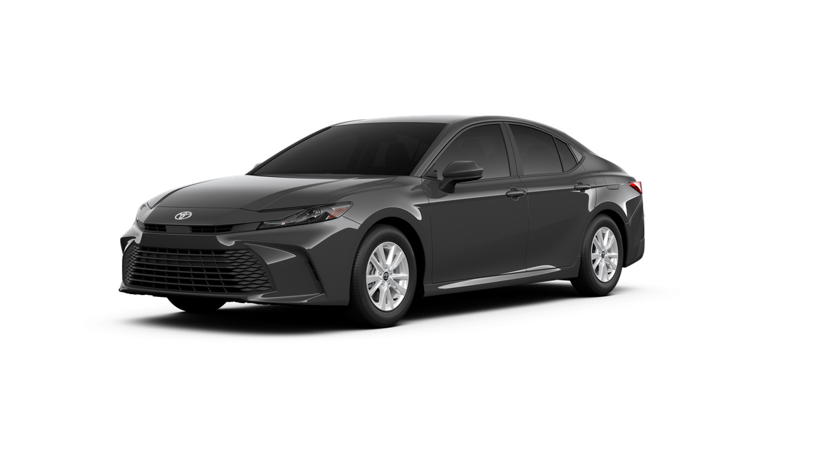 2026 Toyota Camry LE's photo