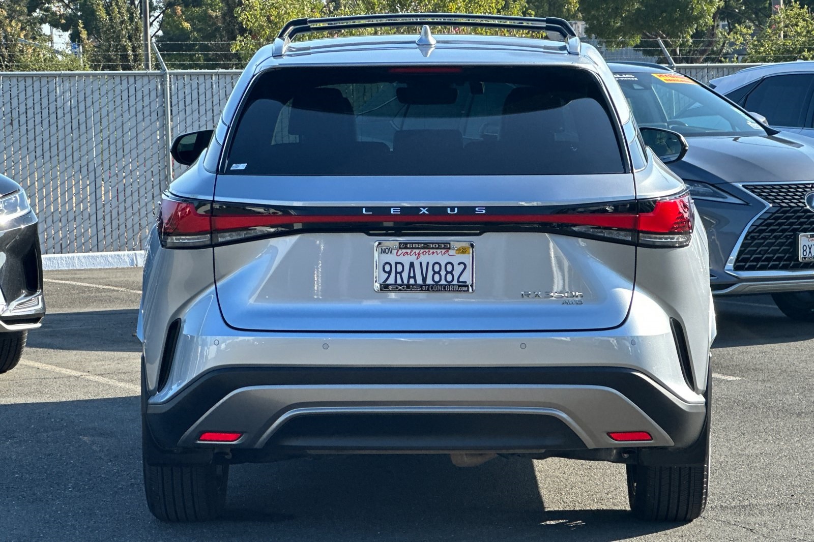 2024 Lexus RX 350h Premium photo 3