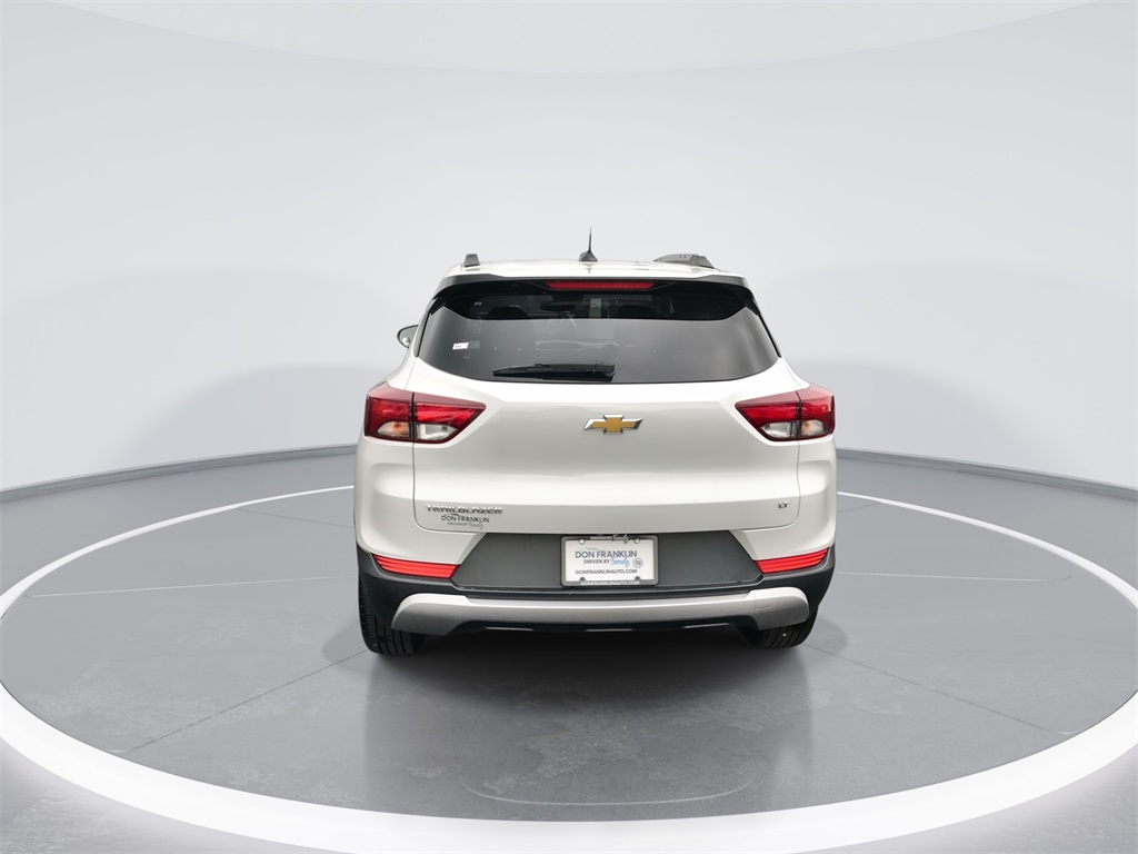 2022 Chevrolet Trailblazer LT photo 3