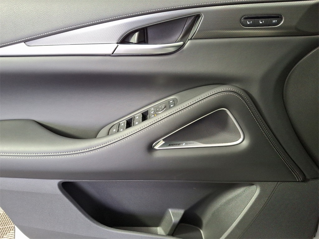 2025 Infiniti QX60 Luxe photo 10