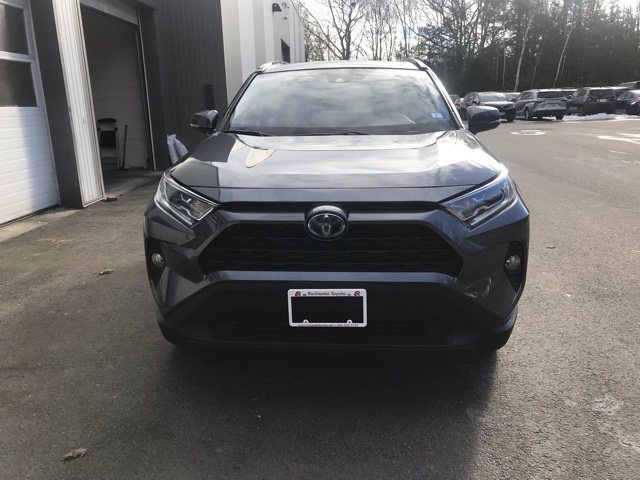 2021 Toyota RAV4 XLE's photo