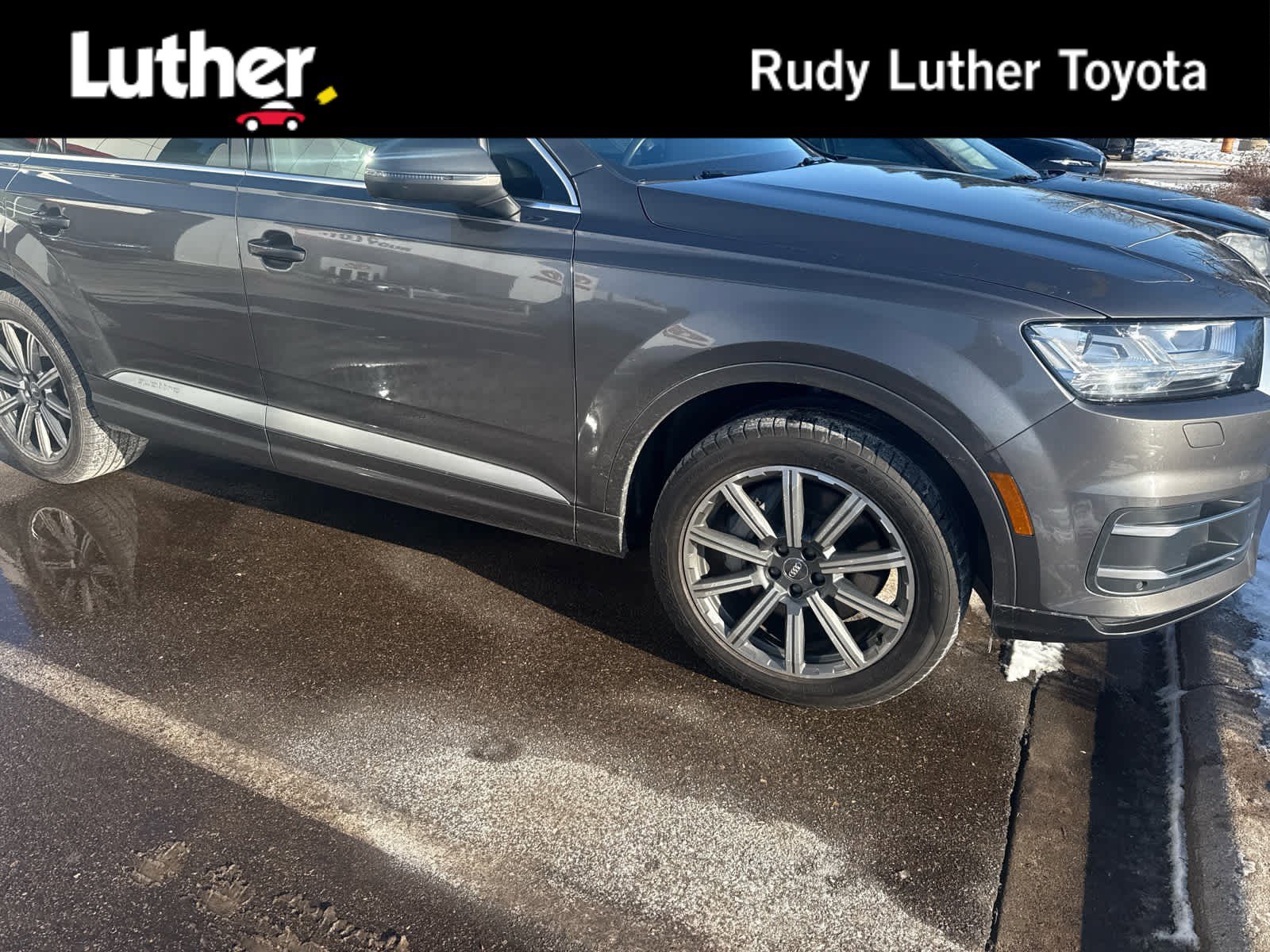 2019 Audi Q7 Premium Plus's photo