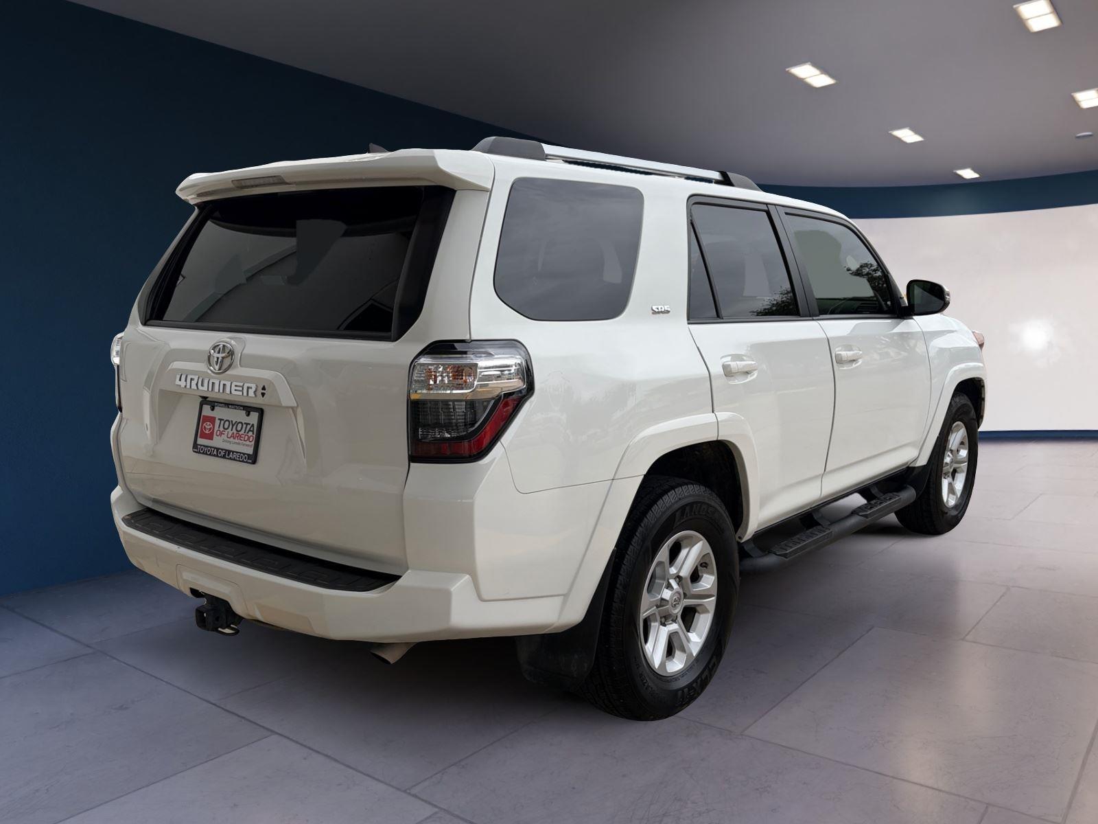 2021 Toyota 4Runner SR5 Premium photo 4