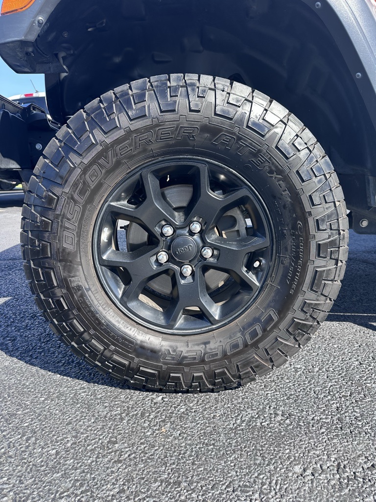 2021 Jeep Wrangler Unlimited Willys photo 9