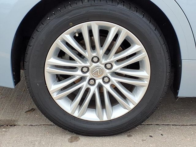 2013 Lexus ES 350 photo 5