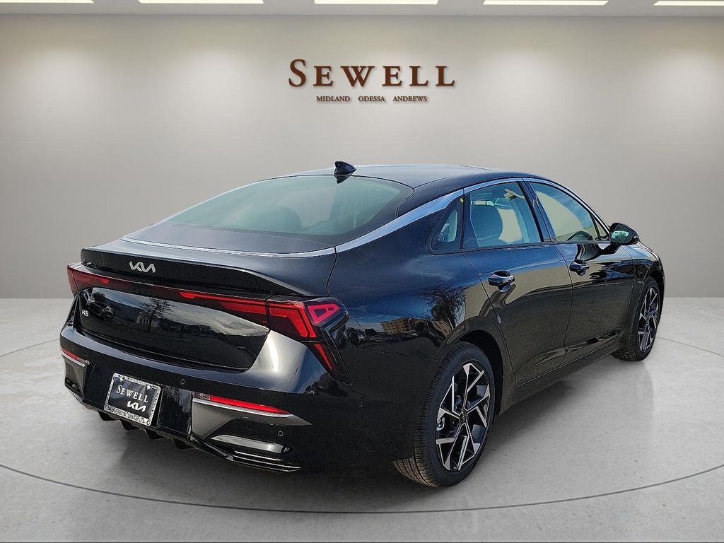 2026 Kia K5 EX's photo