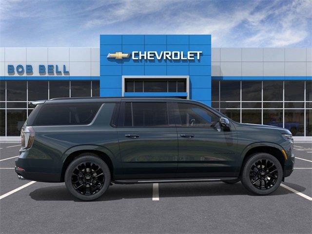 2026 Chevrolet Suburban RST photo 4
