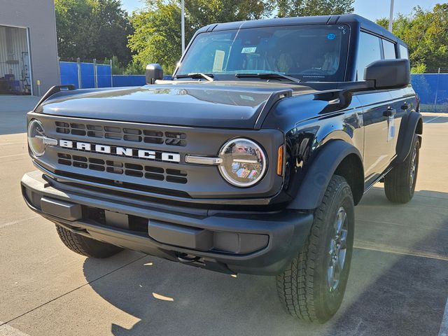 2025 Ford Bronco Big Bend photo 2