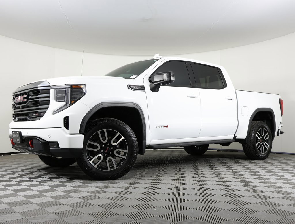 2023 GMC Sierra 1500 AT4's photo