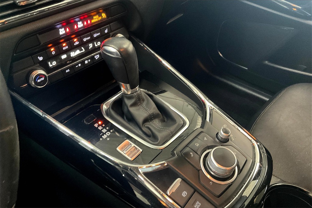 2022 Mazda CX-9 Touring photo 13