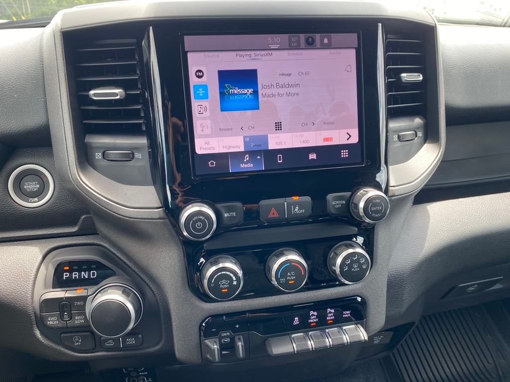 2026 Ram 1500 Warlock photo 18