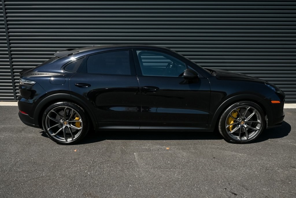 2022 Porsche Cayenne Coupe Turbo GT photo 4