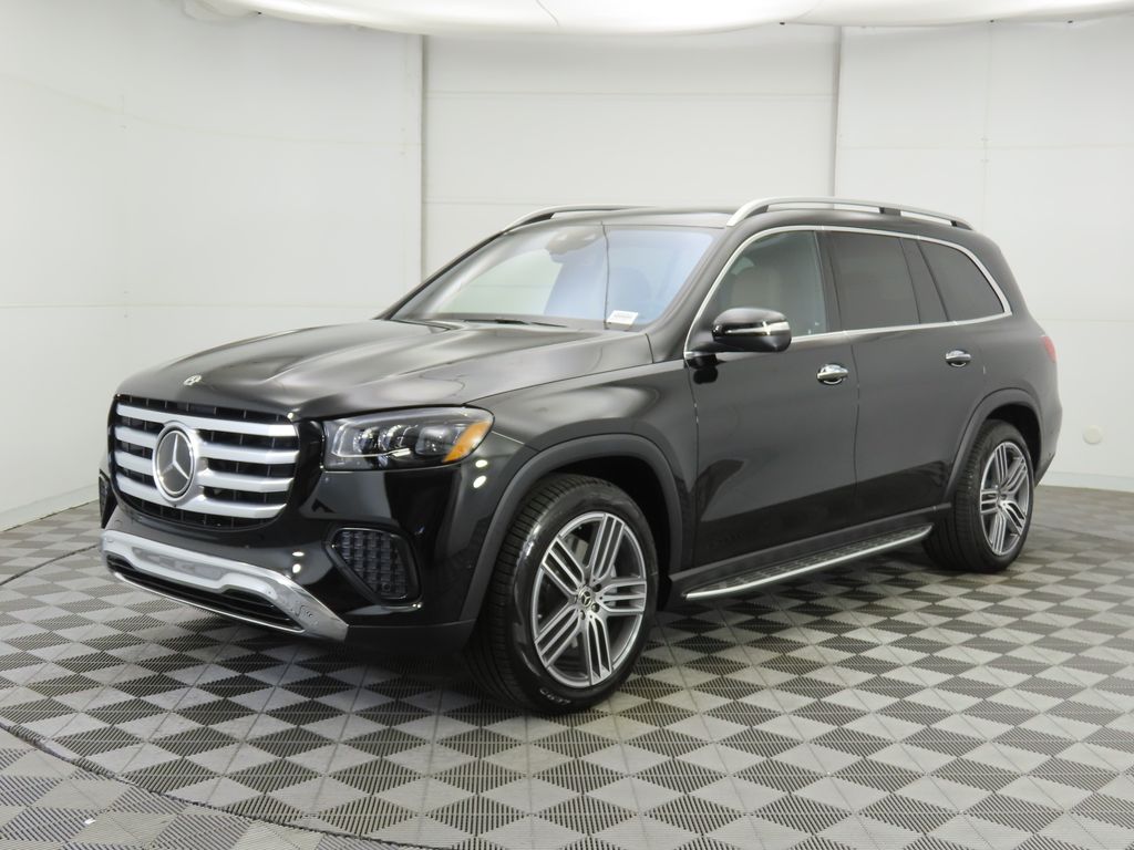 2026 Mercedes-Benz GLS Base's photo